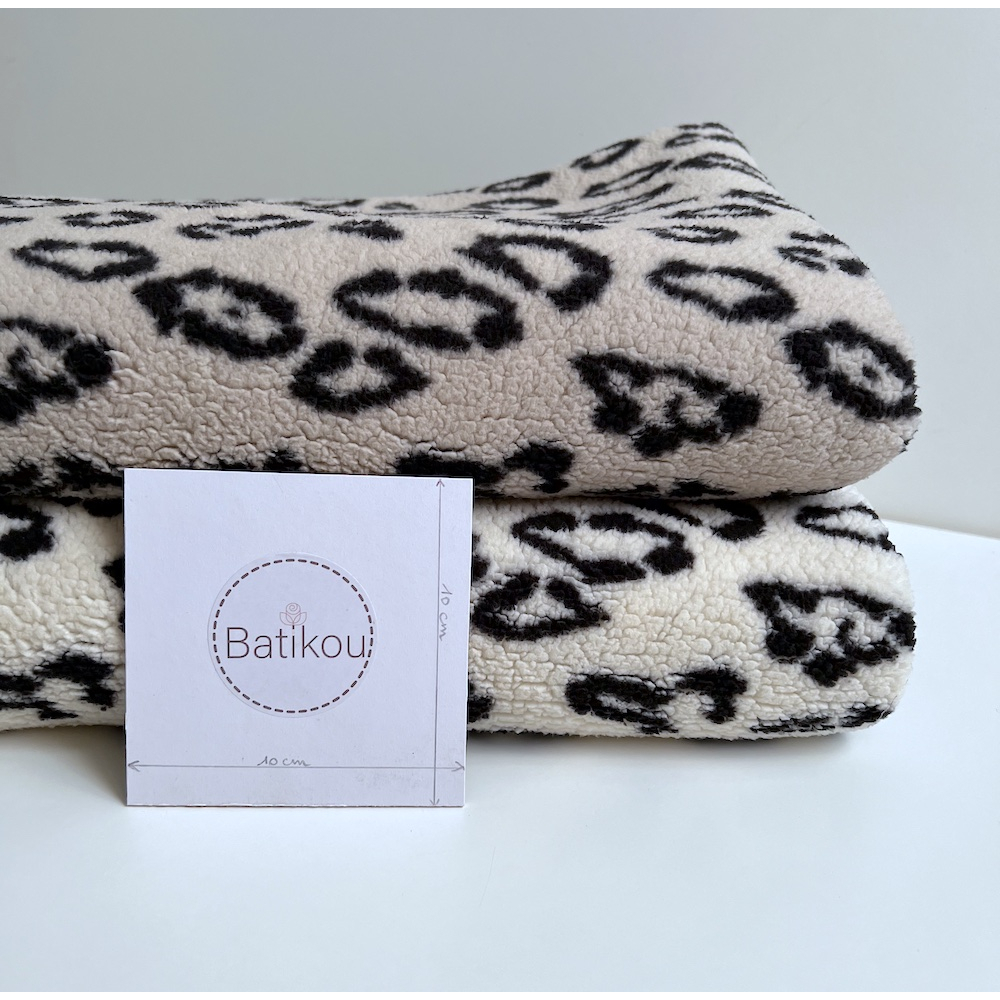 Teddy / moumoute bouclé fond lait motif Graou Mailles - 11