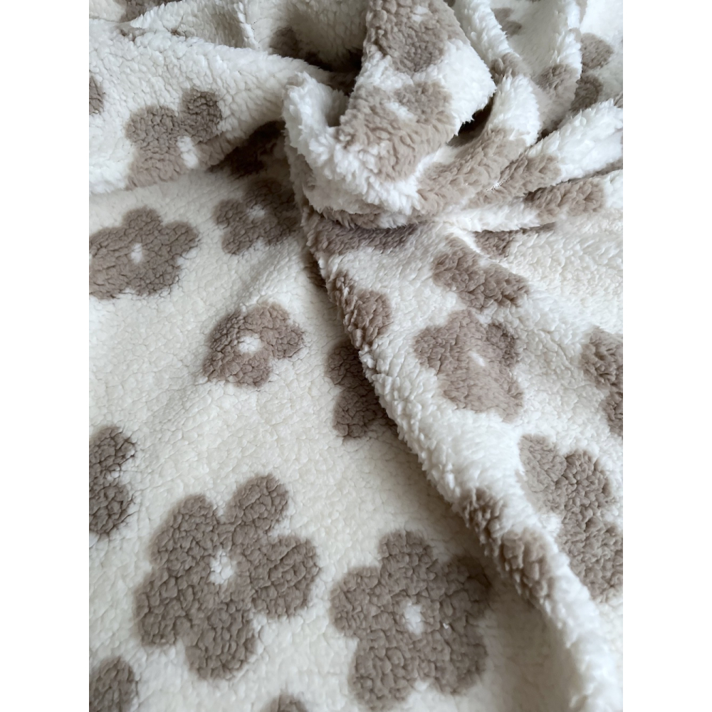 Teddy / moumoute bouclé fond lait motif fleurs Mailles - 5