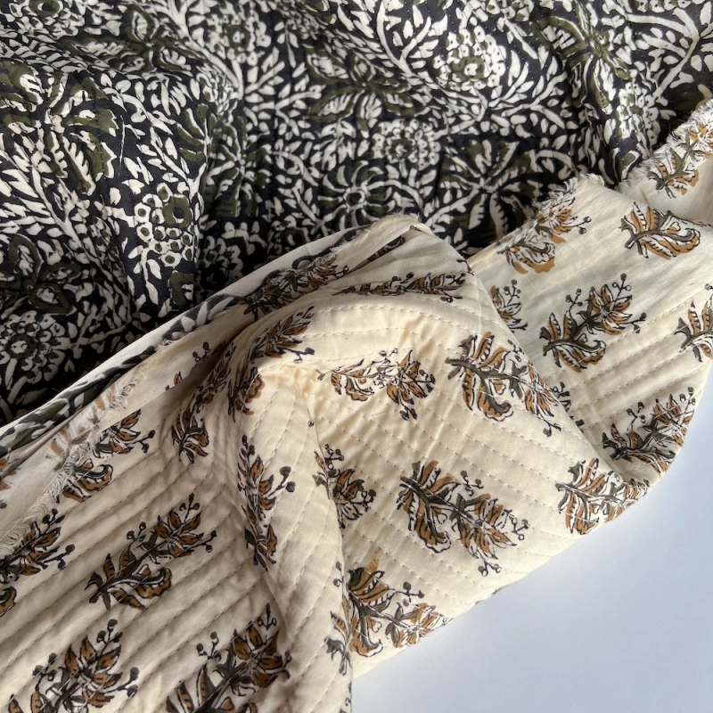 Tissu indien matelassé double face coton hand block largeur 100cm Batikou - 1