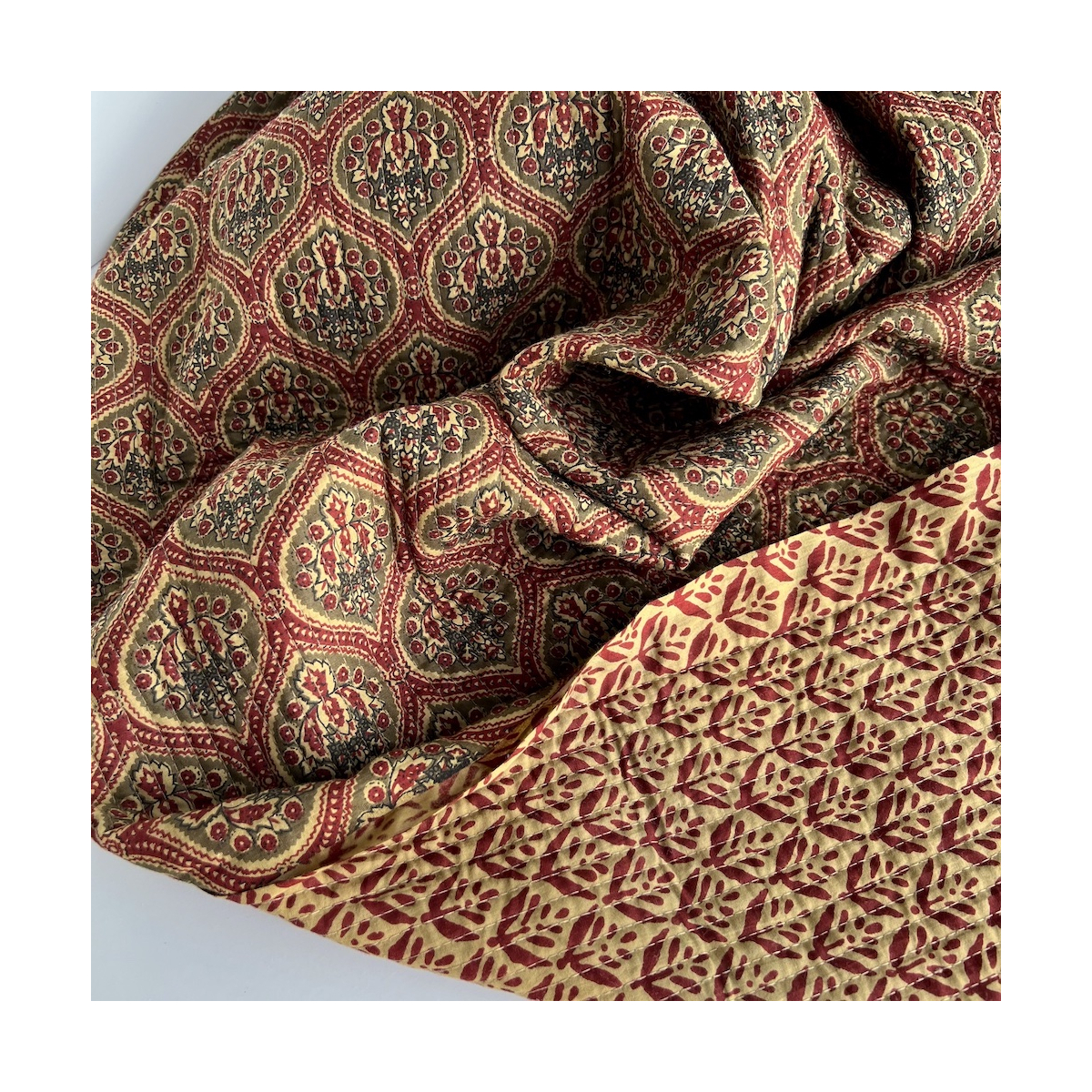 Tissu indien matelassé double face coton hand block largeur 100cm Batikou - 1 Tissu indien matelassé double face coton hand block largeur 100cm Batikou - 1