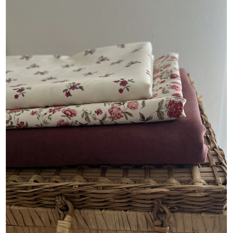 Celine - Double gaze de coton BIO blanc motif fleuri coloris figue Tissus issus de l'agriculture biologique  - 10