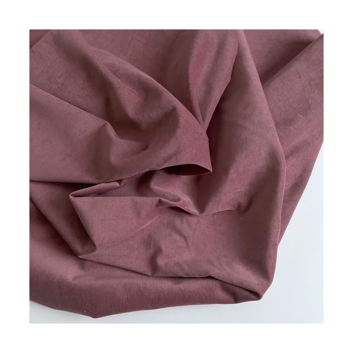 Velours milleraies stretch coton coloris figue Batikou - 1 Velours milleraies stretch coton coloris figue Batikou - 1