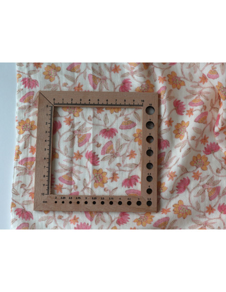 India - Double gaze coton BIO imprimé fleurs indiennes fond écru Tissus issus de l'agriculture biologique  - 9