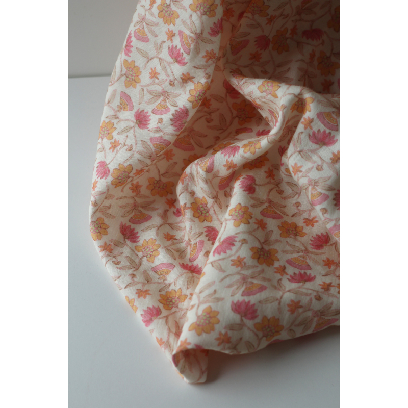 India - Double gaze coton BIO imprimé fleurs indiennes fond écru Tissus issus de l'agriculture biologique  - 6