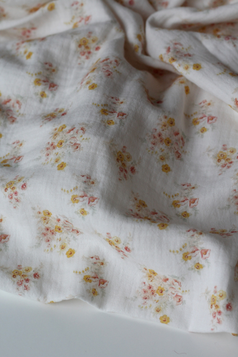 Mariya - Double gaze coton BIO Exclusif blanc motif fleuri Tissus issus de l'agriculture biologique  - 11