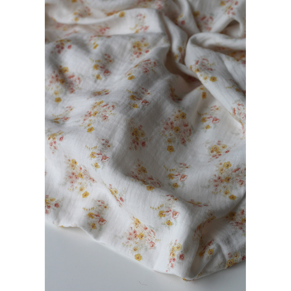 Mariya - Double gaze coton BIO Exclusif blanc motif fleuri Tissus issus de l'agriculture biologique  - 9