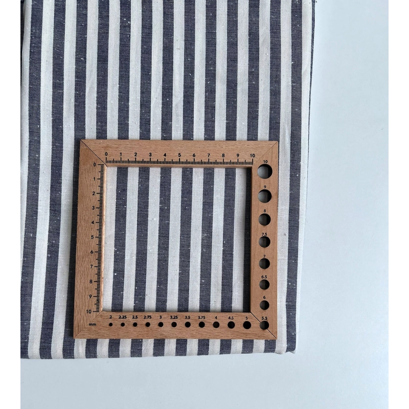 Coton chiné aspect brut rayures moyennes 7mm coloris bleu marine / écru Batikou - 6