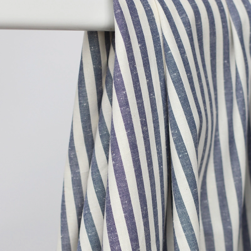 Coton chiné aspect brut rayures moyennes 7mm coloris bleu marine / écru Batikou - 10