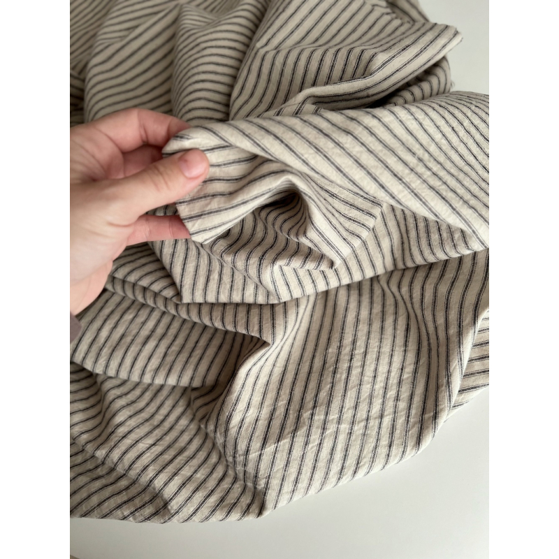 Lin et coton à rayures noires tissées coloris grège Qualité Oeko-tex - 6