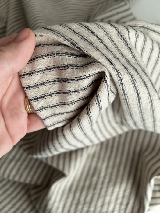 Lin et coton à rayures noires tissées coloris grège Qualité Oeko-tex - 2