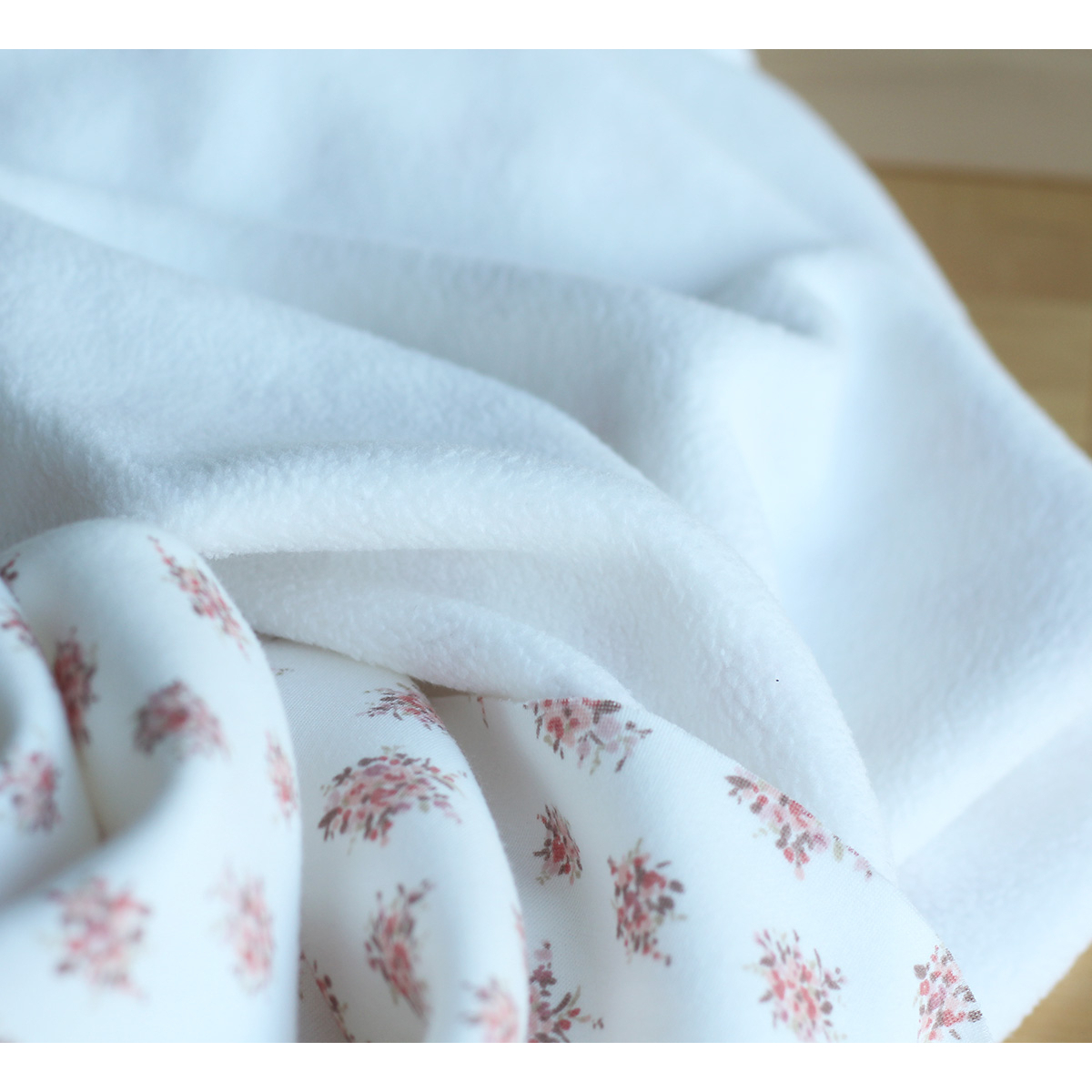 Mona - Sweat mélange de coton gratté chaud motif fleuri Qualité Oeko-tex - 8 Mona - Sweat mélange de coton gratté chaud motif fleuri Qualité Oeko-tex - 8