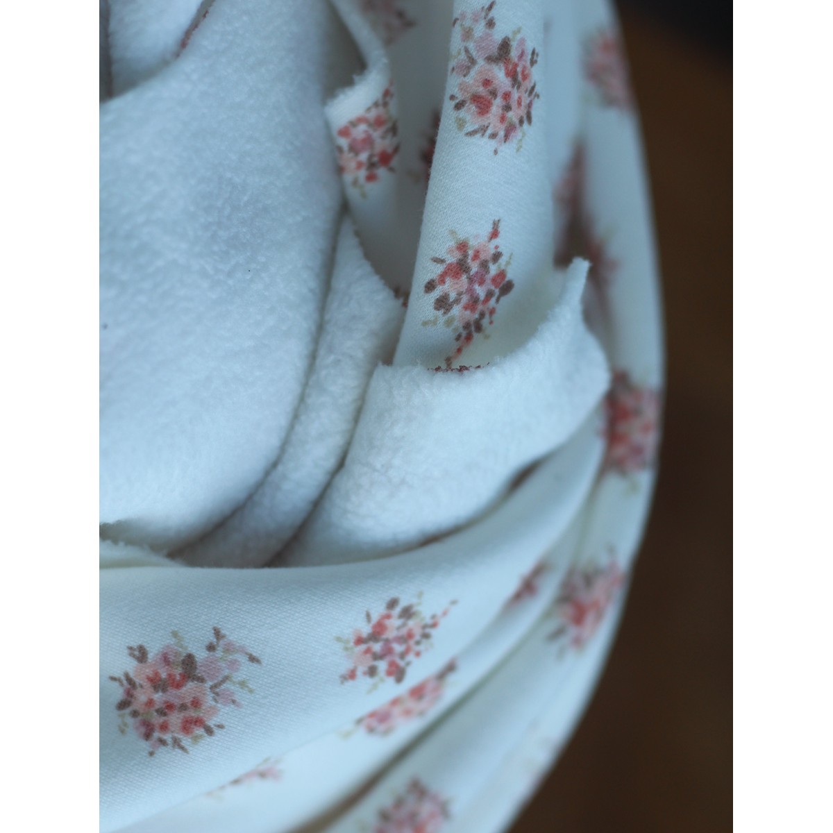 Mona - Sweat mélange de coton gratté chaud motif fleuri Qualité Oeko-tex - 15 Mona - Sweat mélange de coton gratté chaud motif fleuri Qualité Oeko-tex - 15