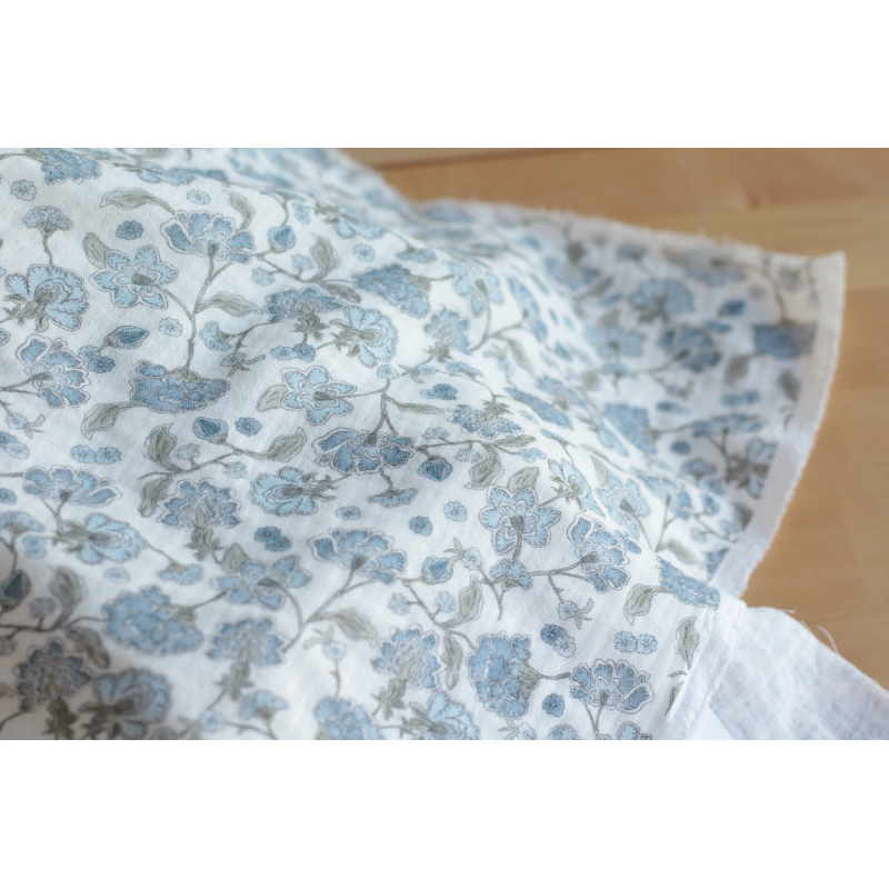 Tissu double gaze coton motif exclusif fleuri bleu BIO organique kali