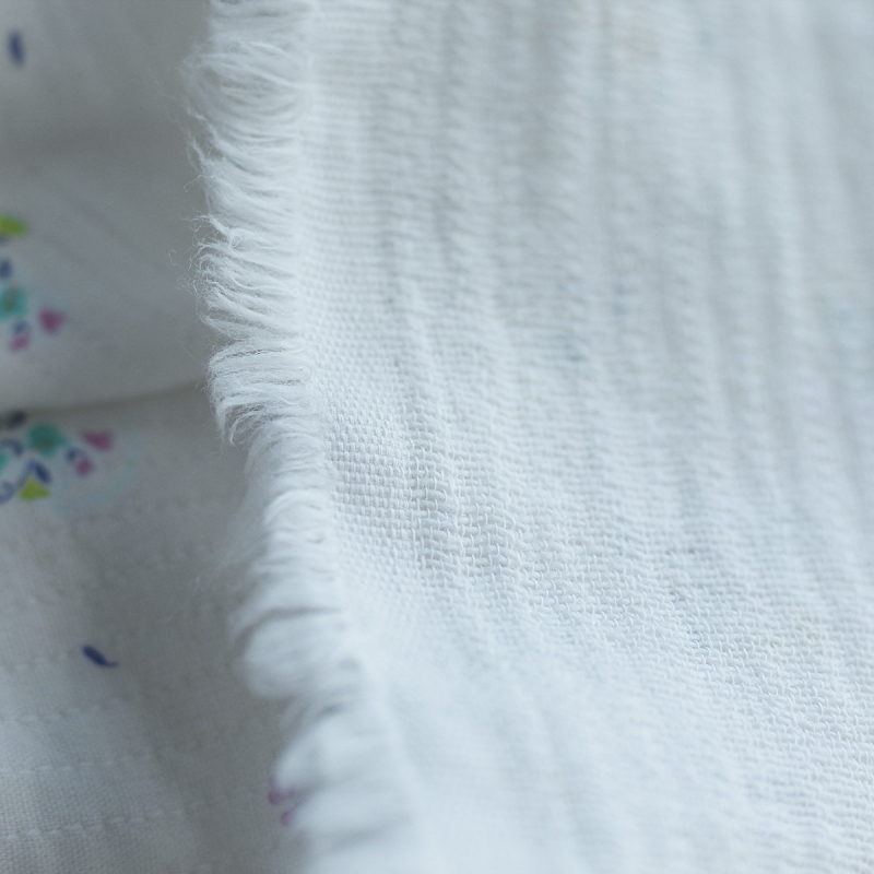 Annabelle - Tissu double coton piqué droit motif fleuri Tissus issus de l'agriculture biologique  - 4