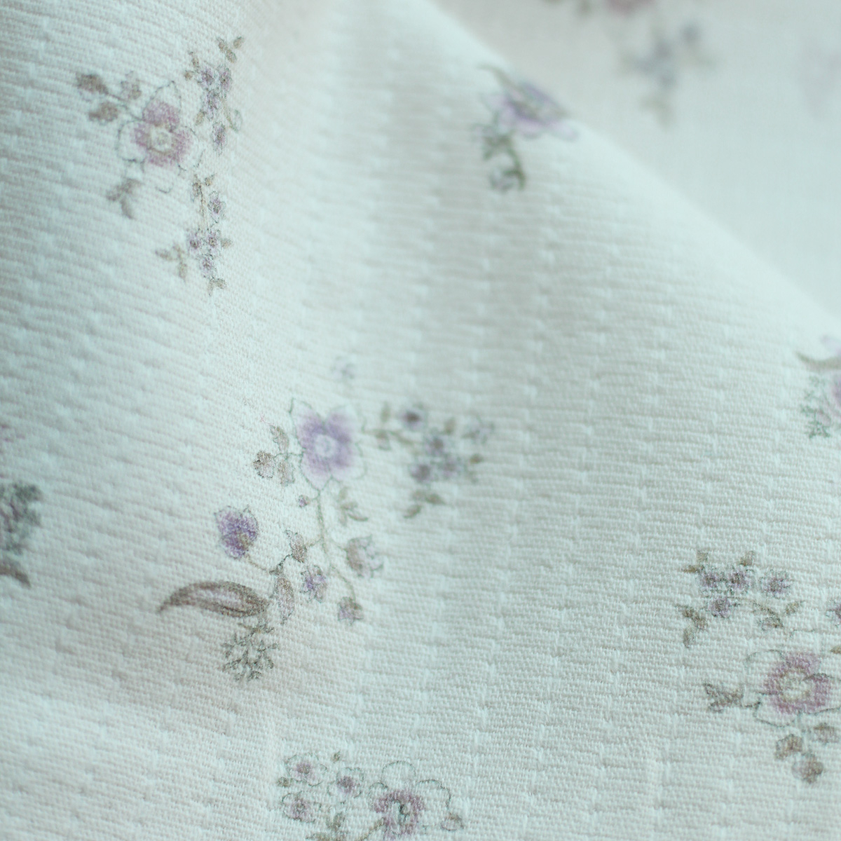 Emmanuelle - Tissu double coton piqué droit motif fleuri Tissus issus de l'agriculture biologique  - 4