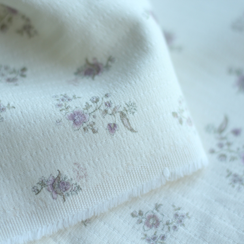 Emmanuelle - Tissu double coton piqué droit motif fleuri Tissus issus de l'agriculture biologique  - 5