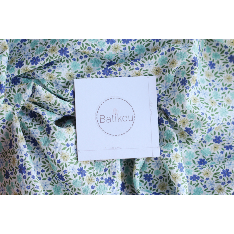 Pauline - Tissu coton texturé gaufré fleuri bleu et vert Batikou - 7