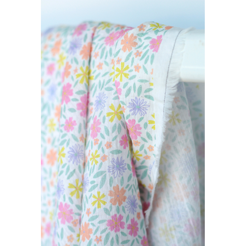 Pauline - Tissu coton texturé gaufré fleuri frais Batikou - 10