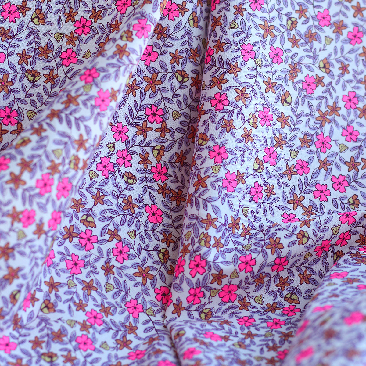 Méline - Popeline de coton BIO imprimé fleurs rose fluo Tissus issus de l'agriculture biologique  - 8