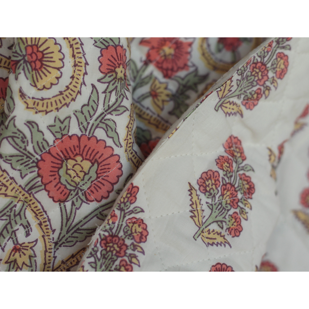 Tissu indien coton hand block traditionnel corail / jaune / vert Batikou - 14 Tissu indien coton hand block traditionnel corail / jaune / vert Batikou - 14