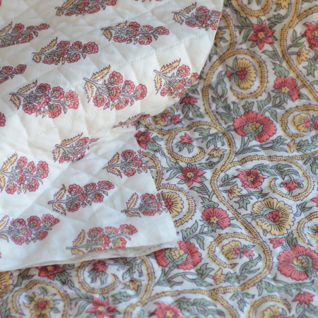 Tissu indien matelassé double face coton hand block largeur 100cm Batikou - 1 Tissu indien matelassé double face coton hand block largeur 100cm Batikou - 1