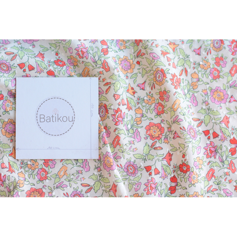 Léona - Plumetis de coton parme imprimé fleuri rouge orangé Tissus issus de l'agriculture biologique  - 8