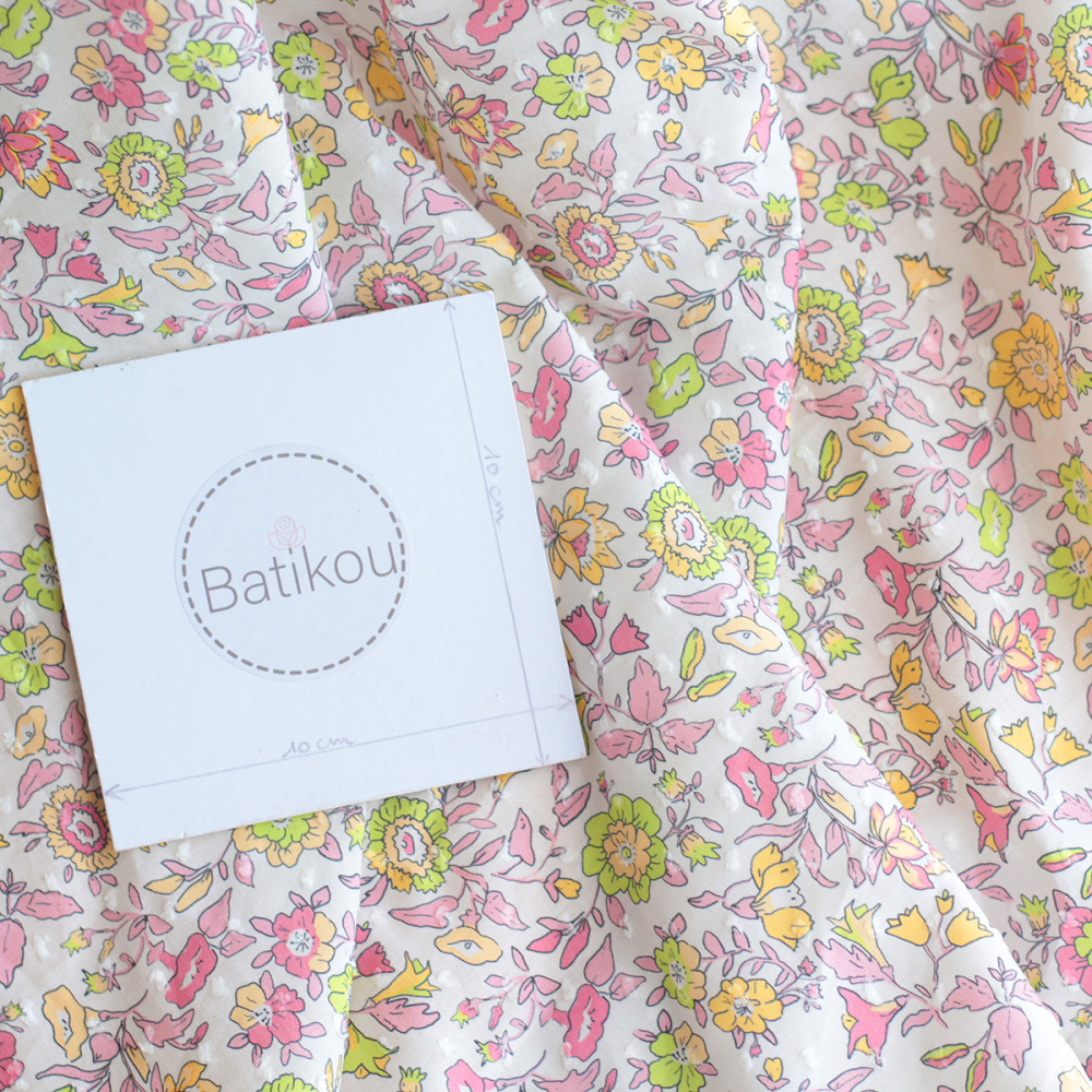 Léona - Plumetis de coton parme imprimé fleuri rose et lime Tissus issus de l'agriculture biologique  - 6