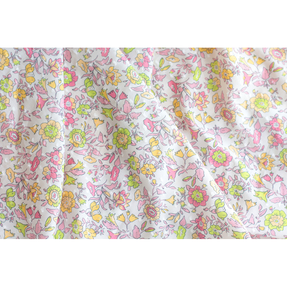 Léona - Plumetis de coton parme imprimé fleuri rose et lime Tissus issus de l'agriculture biologique  - 8
