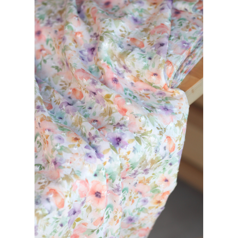 Manon - Viscose plumetis imprimée fleuri tendre Batikou - 6