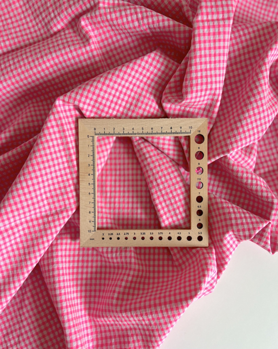 Seersucker / Coton gaufré vichy 3mm mini rose fluo