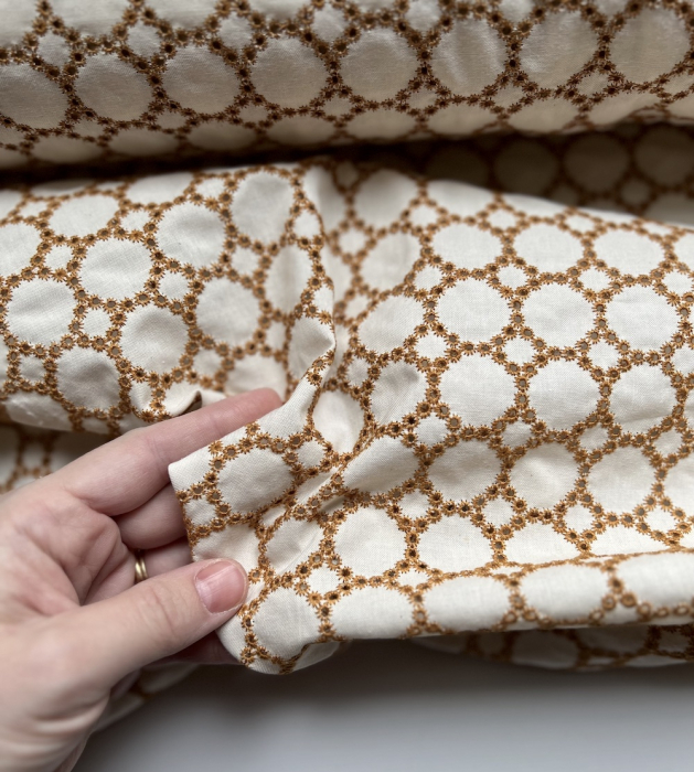 Popeline coton organique broderie moutarde