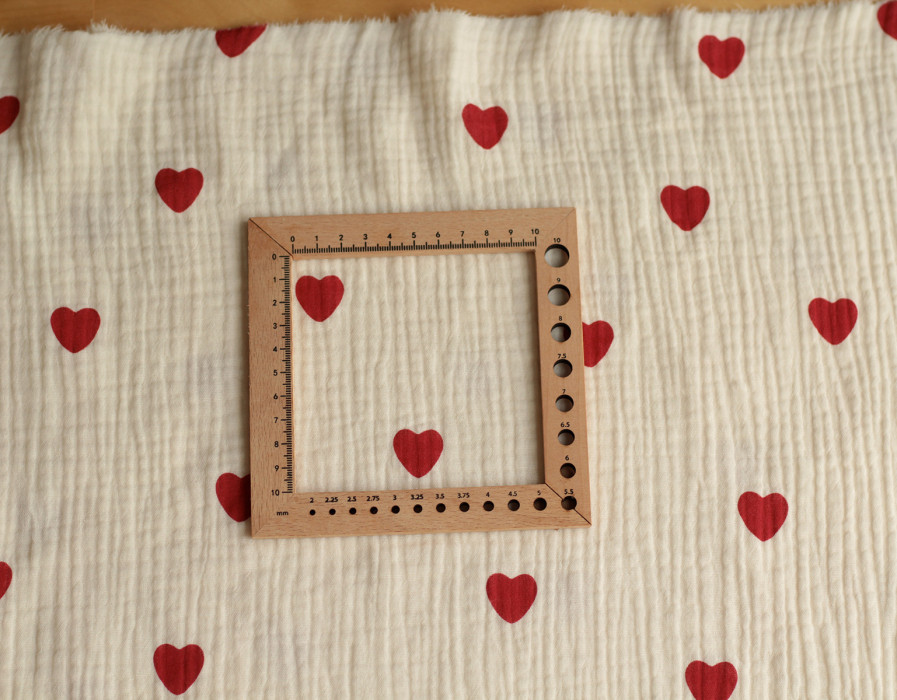 Manou - Double gaze de coton BIO exclusif écru à motif coeurs Tissus issus de l'agriculture biologique  - 9