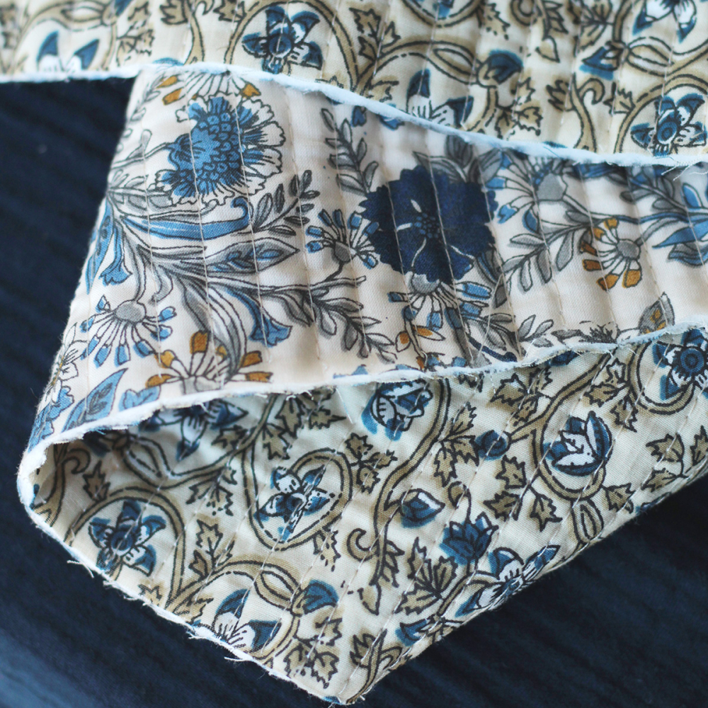 Tissu indien matelassé double face coton hand block largeur 100cm Batikou - 9 Tissu indien matelassé double face coton hand block largeur 100cm Batikou - 9