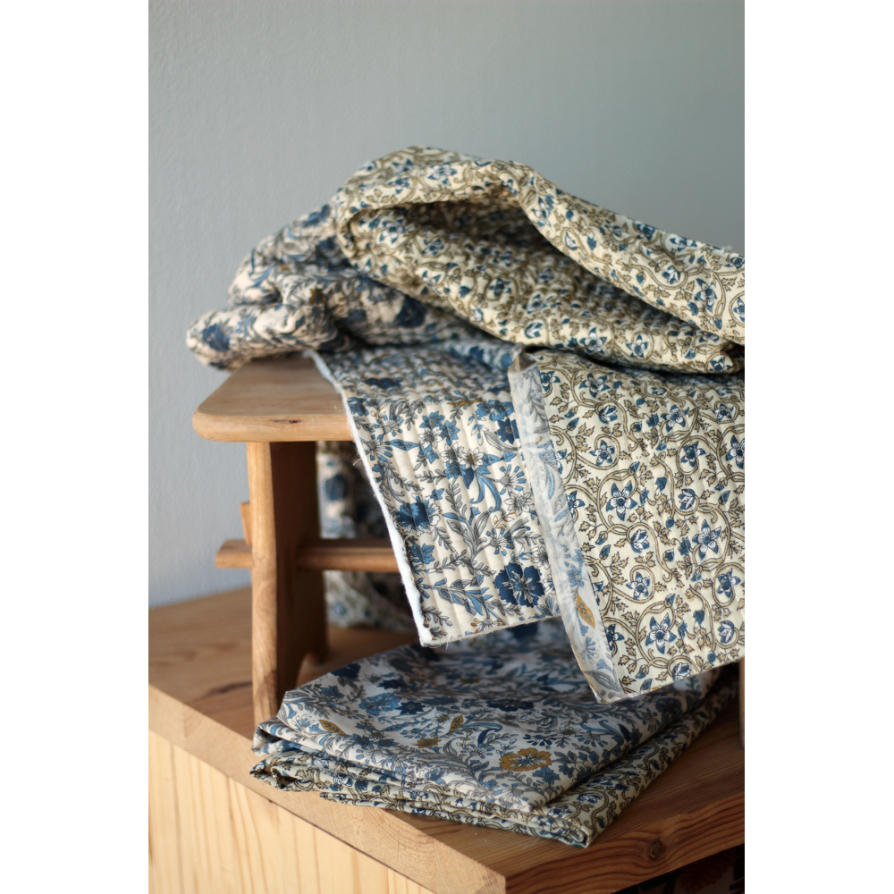 Tissu indien matelassé double face coton hand block largeur 100cm Batikou - 11 Tissu indien matelassé double face coton hand block largeur 100cm Batikou - 11