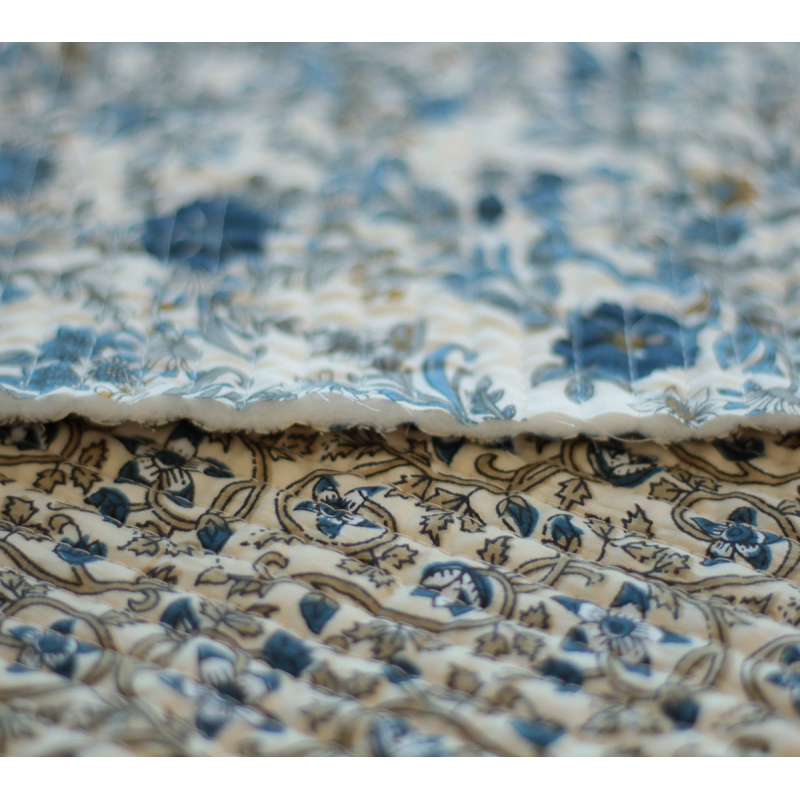 Tissu indien matelassé double face coton hand block largeur 100cm Batikou - 12 Tissu indien matelassé double face coton hand block largeur 100cm Batikou - 12