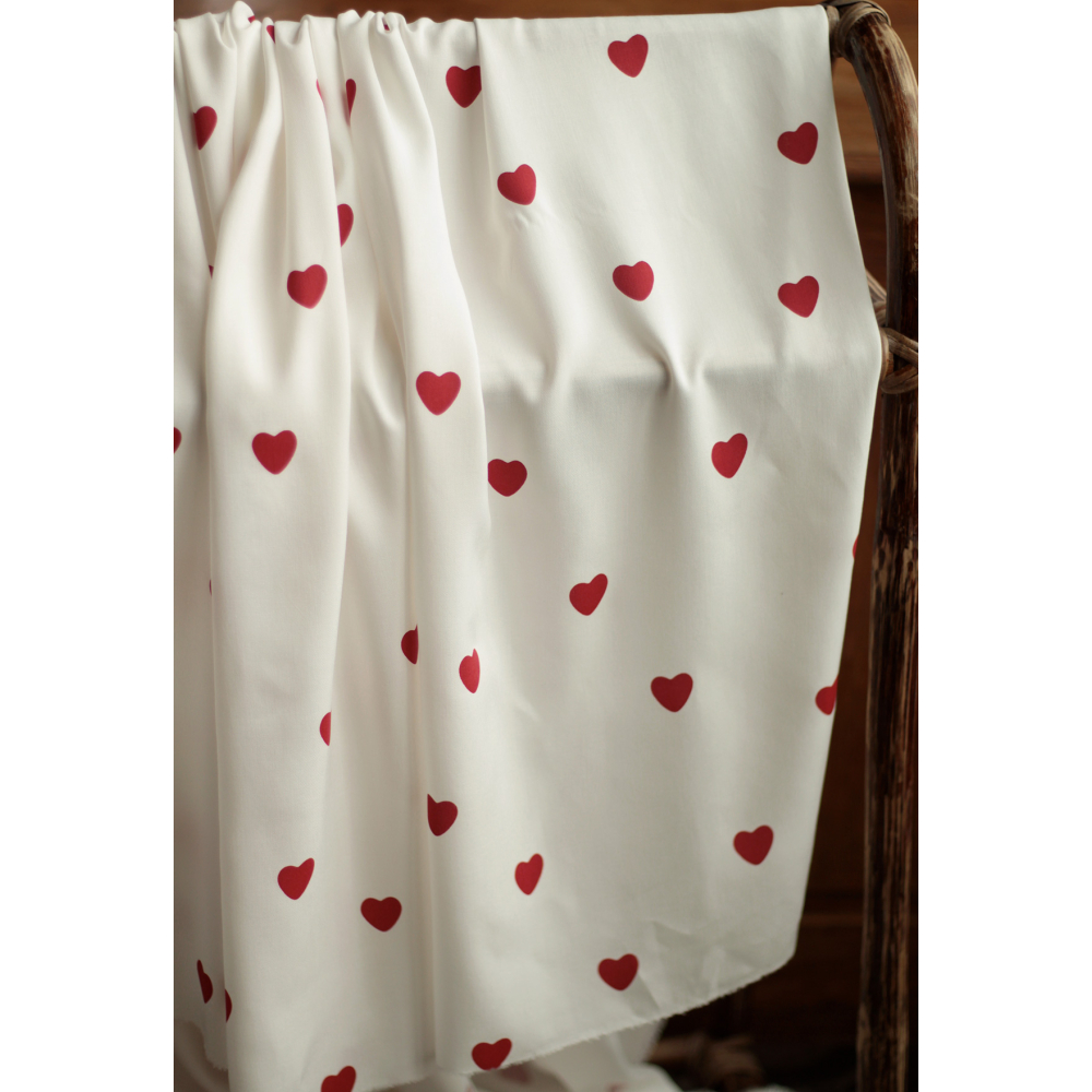 Manou - Viscose blanc cassé imprimée coeurs rouges Batikou - 9