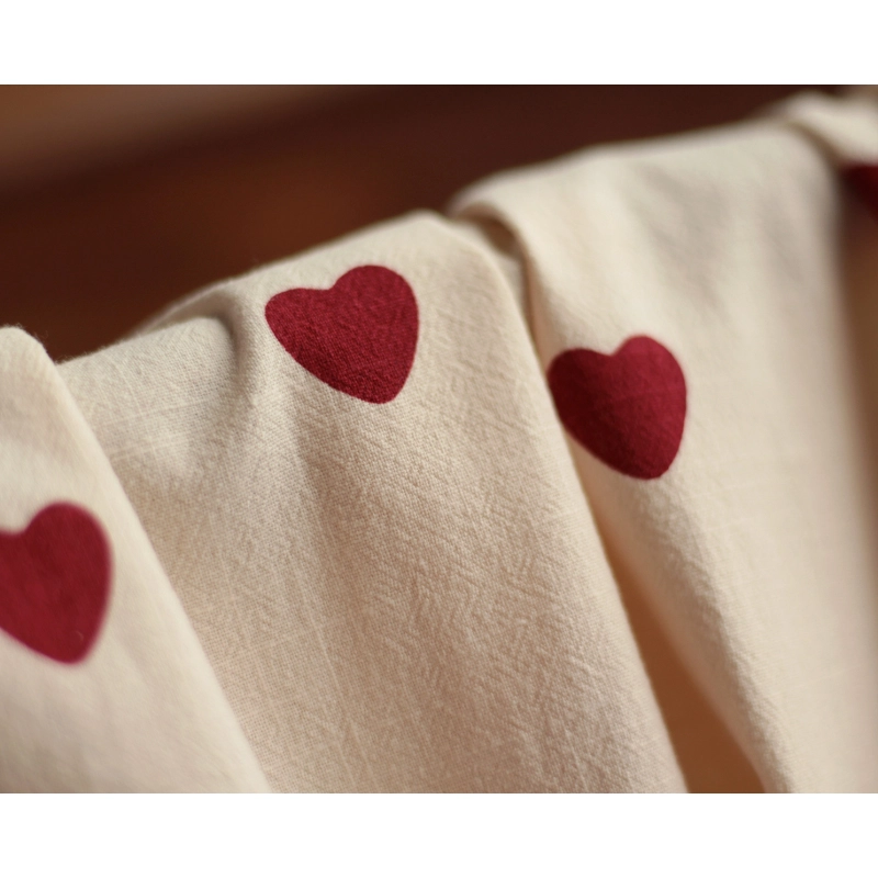 Manou - Coton lavé bio coloris vanille motif coeurs rouges Batikou - 2