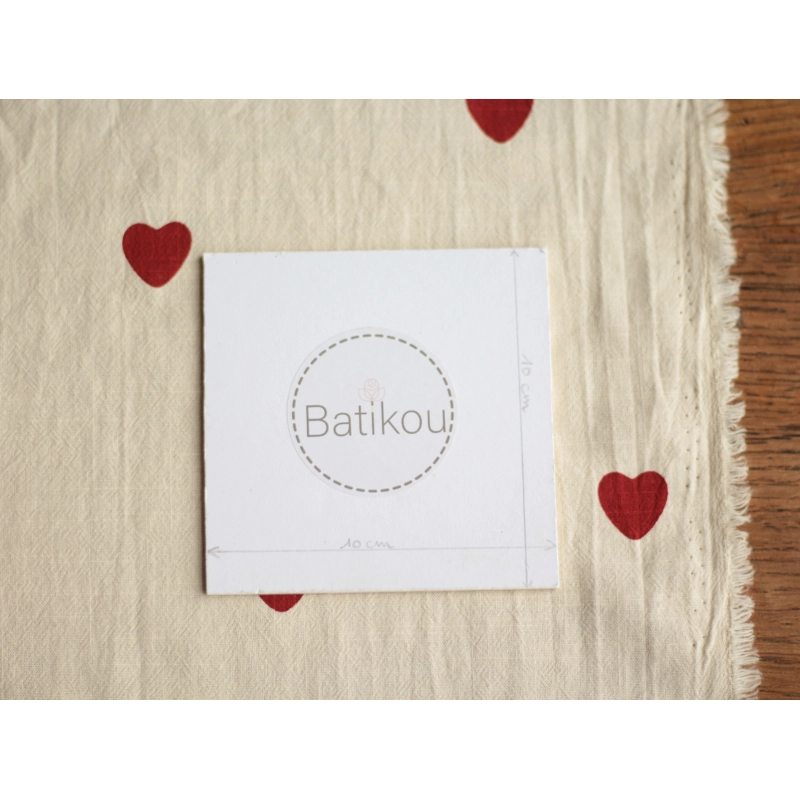 Manou - Coton lavé bio coloris vanille motif coeurs rouges Batikou - 9