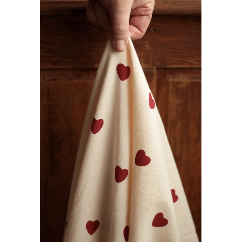 Manou - Coton lavé bio coloris vanille motif coeurs rouges Batikou - 18