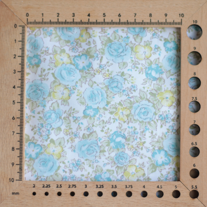 Abigael - Popeline de coton BIO imprimé fleurs rose et vert