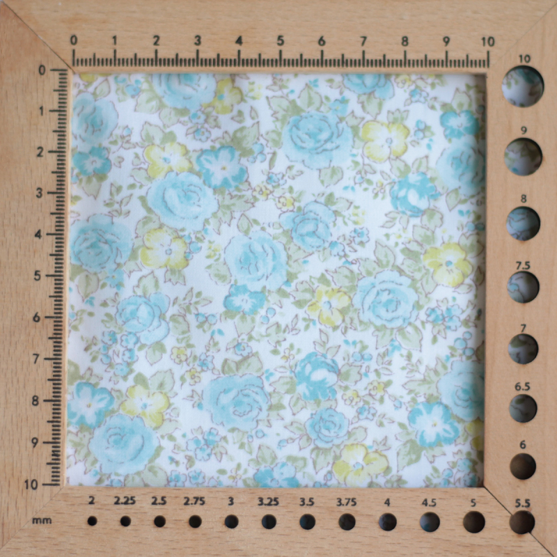 Abigael - Popeline de coton BIO imprimé fleurs rose et vert