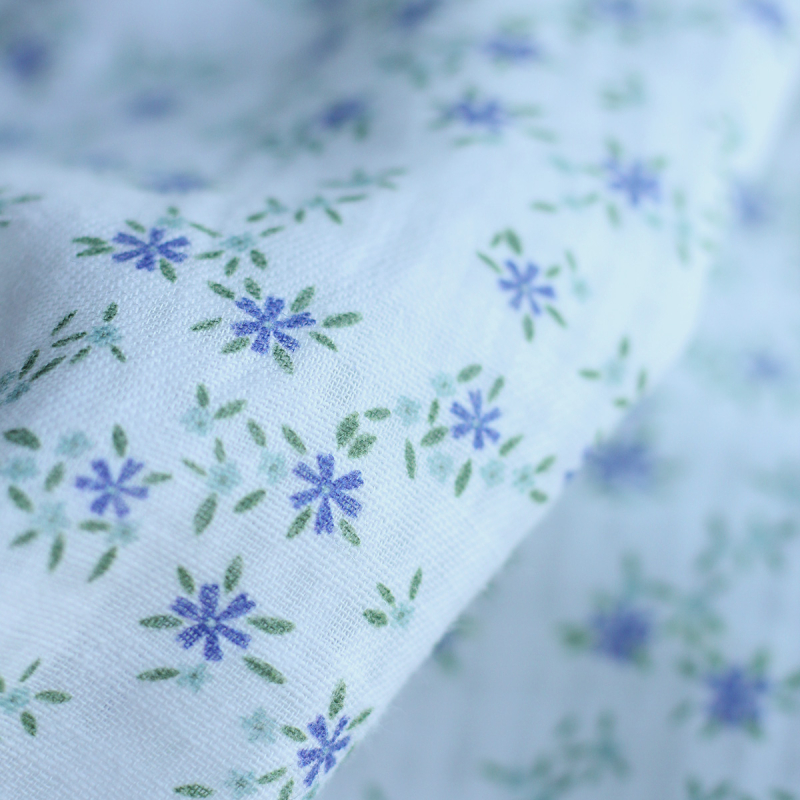 copy of Erika - Seersucker / Coton gaufré doux fond écureuil motif fleuri