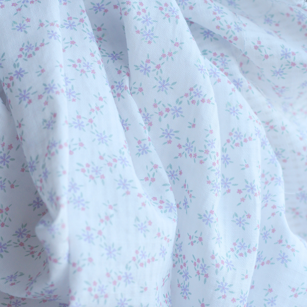 copy of Priscille - Seersucker / Coton gaufré doux fond blanc motif fleuri bleu