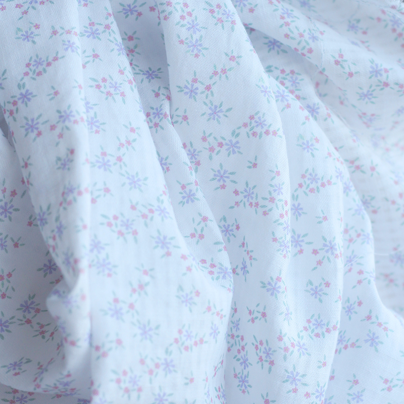 copy of Priscille - Seersucker / Coton gaufré doux fond blanc motif fleuri bleu