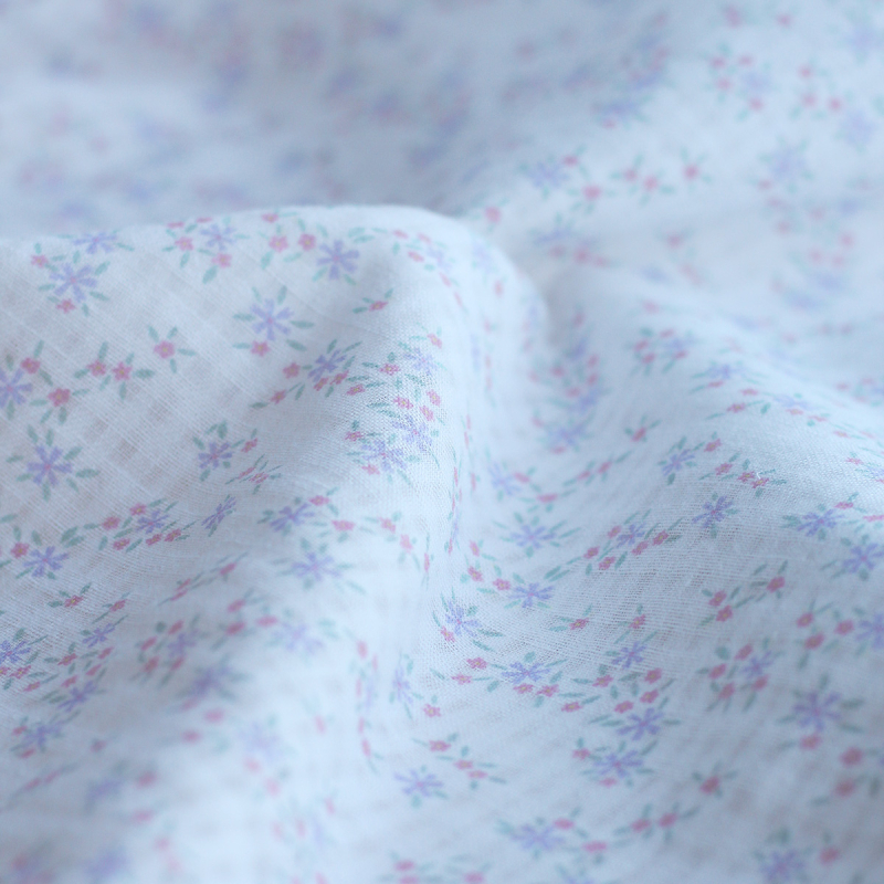 copy of Priscille - Seersucker / Coton gaufré doux fond blanc motif fleuri bleu