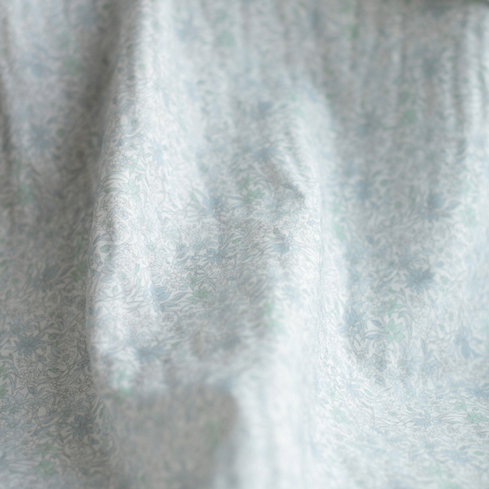 copy of Kezia - Batiste de coton douce à imprimé fleuri bleu