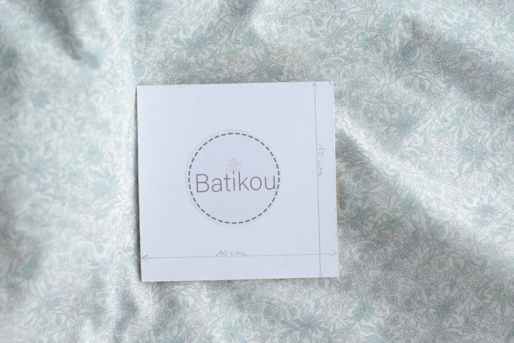 copy of Kezia - Batiste de coton douce à imprimé fleuri bleu