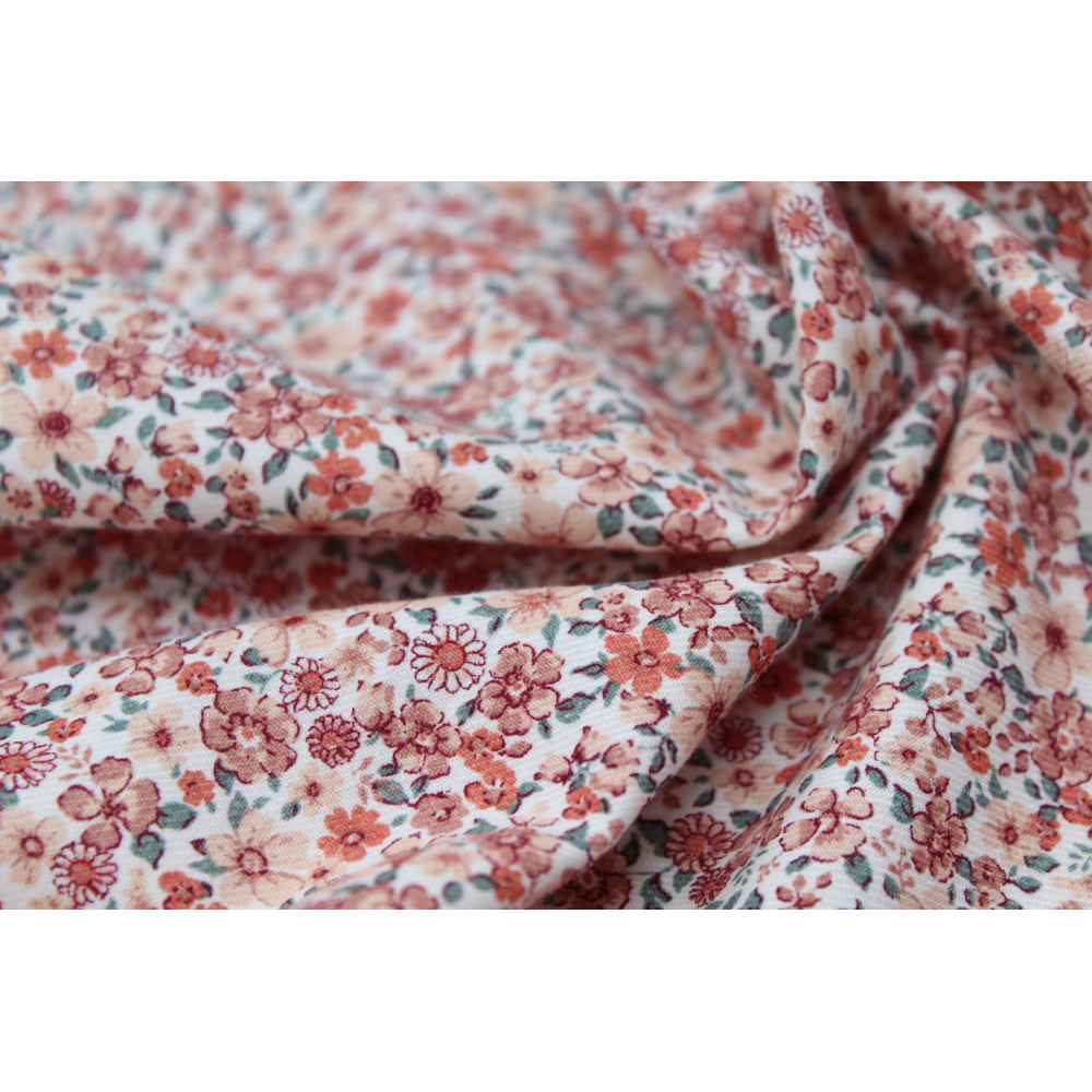 Tissu twill de coton organique imprimé fleuri