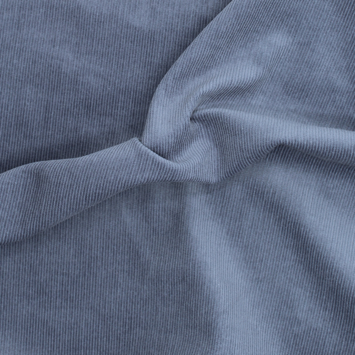Velours milleraies coton organique coloris bleu denim Velours milleraies coton organique coloris bleu denim