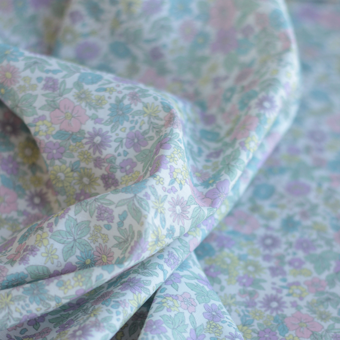 copy of Liv - Batiste de coton douce à imprimé fleuri bleu poudré